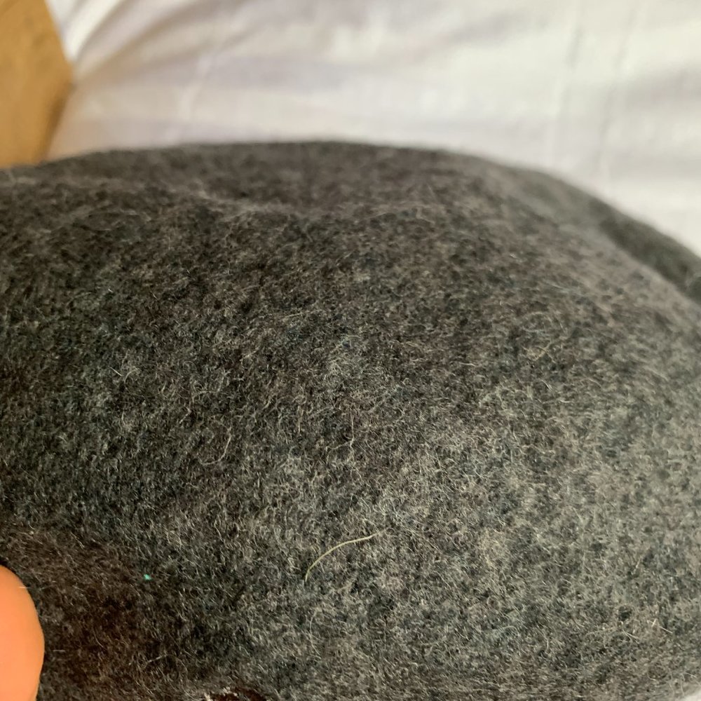 Vivienne Westwood gray wool beret with embroidery logo hat S M - Picture 4 of 8